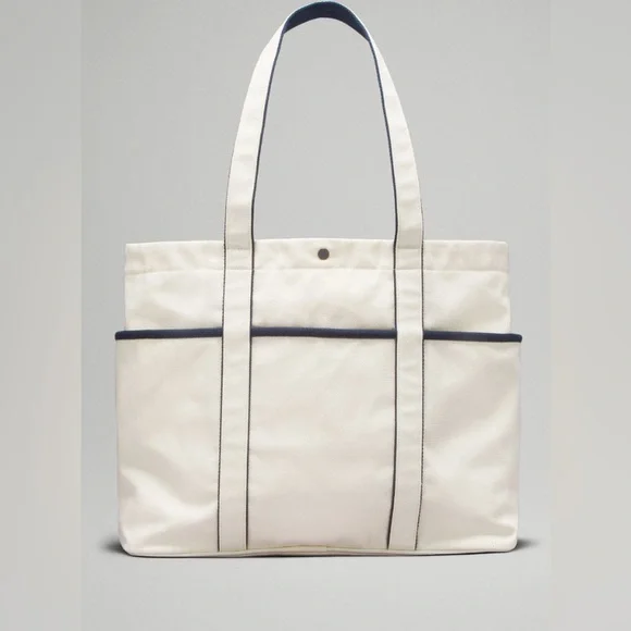 lululemon athletica daily multi pocket canvas true navy/natural Tote Bag - Picture 2 of 6